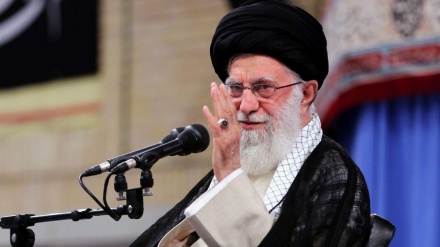Iran: le affermazioni dell'Ayatollah Khamenei per la Giornata degli insegnanti