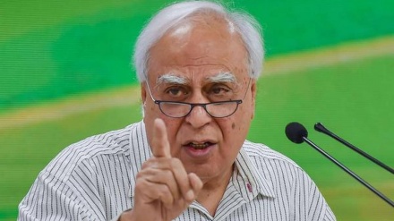 কোনও জাতীয় পরিকল্পনা ছাড়াই সরকার লকডাউন করেছে : কপিল সিব্বাল