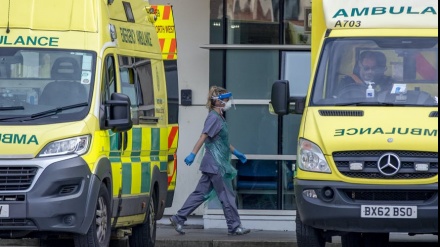 英国のコロナ治療の医師　約半数が自前で防護具購入　