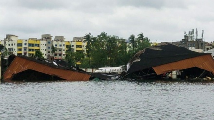 পশ্চিমবঙ্গে আম্পানের তাণ্ডবে নিহত ৭২, কোলকাতা বিমানবন্দরের রানওয়ে পানিমগ্ন