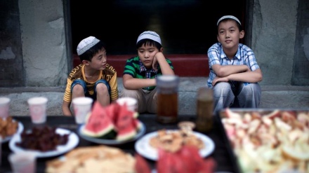 Рўзадорнинг савобини камайтирадиган, унинг рўзасини бузишга яқин бўлган ишлар 