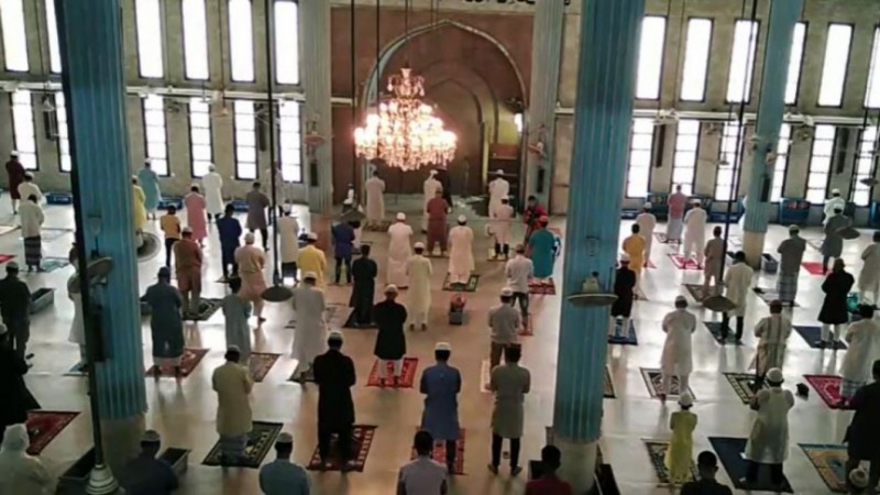 বায়তুল মোকাররম জাতীয় মসজিদে ঈদের নামায আদায়