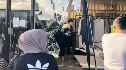 シドニーのイスラム教徒向け洋服店に車で攻撃