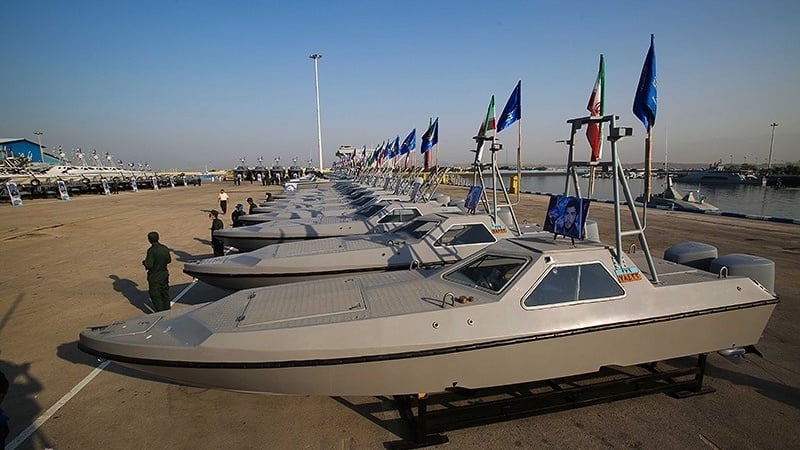 Ratusan kapal cepat IRGC.