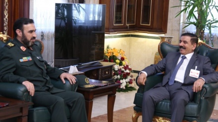 Irán insiste en el desarrollo de cooperación militar y defensiva con Irak