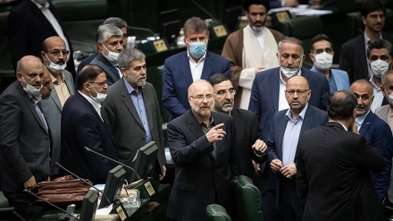 Iran: les législateurs ont élu le président du Parlement