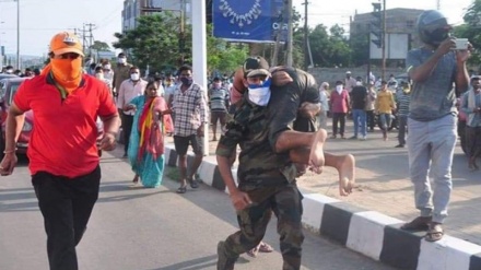 ভারতের অন্ধ্রপ্রদেশে কারখানা থেকে বিষাক্ত গ্যাস লিক হয়ে মৃত ১১  