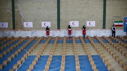 1000 Paket Sembako dan 10.000 Paket Kesehatan di Golestan