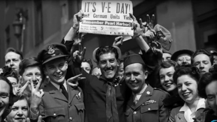 VE Day dan Genosida di Aljazair oleh Prancis