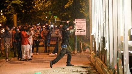 Protesta të gjera kundër racizmit të policisë në Amerikë