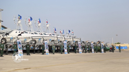 Iran Tingkatkan Kemampuan Kapal Cepatnya Hingga 92 Knot 