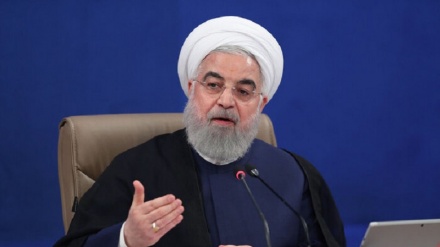 روحانی : تولیدات ایران حدود 12 درصد رشد داشته است