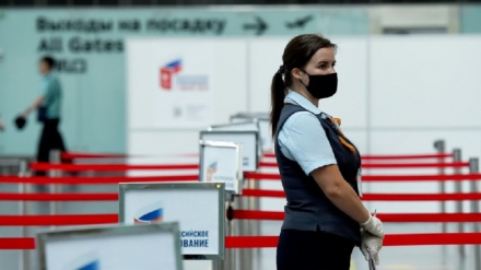 Video: Rusos votan en el plebiscito para eternizar a Putin en poder