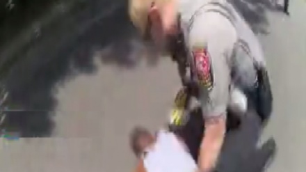 АҚШ полицияси қора танлига қарши лазер қуролидан фойданмоқда (видео)
