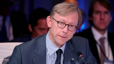 美国伊朗事务负责人和特朗普的说法相互矛盾；胡克：伊朗一再拒绝我们