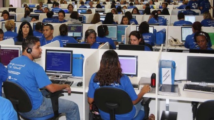 Italia, sgominata banda che rubava dati utenti e li passava ai call center