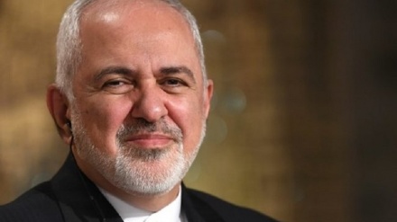 イラン外相「米国の刑務所に収監されたイラン人学者が釈放」