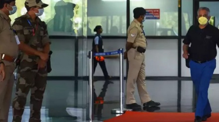 インドで5度目の新型コロナ規制延長（動画）