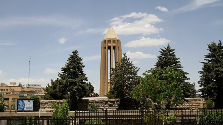 Pusat Bersejarah di Hamedan Dibuka Kembali (2)