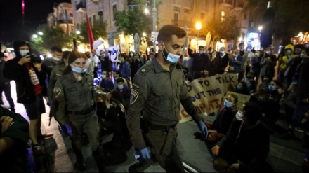 Protesta në Kods kundër ushtarëve sionistë