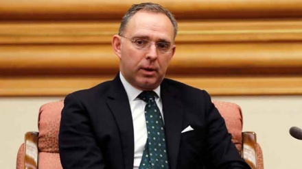 Jep dorëheqje këshilltari i sigurisë kombëtare të Anglisë