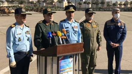 整備修理済みのヘリ10機がイラン軍に加入