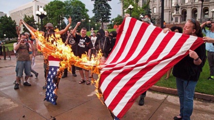 Trump wants legislation to jail protesters who burn American flag