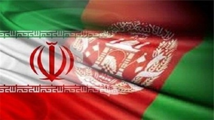 تحویل محموله 11 تنی تجهیزات پزشکی ایران به وزارت بهداشت افغانستان