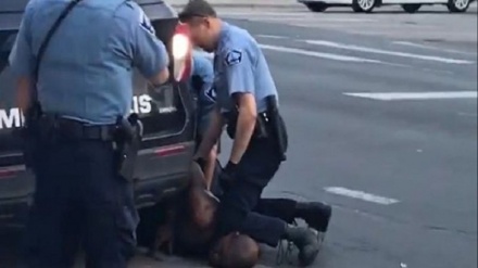 Minneapolis шаҳар кенгаши полицияни тарқатиб юбориш учун овоз бермоқда