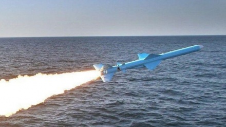  شلیک موفقیت‌آمیز نسل جدید موشک‌های کروز دریایی بُرد بلند و کوتاه توسط ارتش ایران
