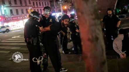 Американинг ирқчиликка қарши эътирозларида 10 минг киши қўлга олинди 