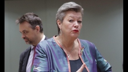 Frontiere Ue, 'prudenza e coordinamento'