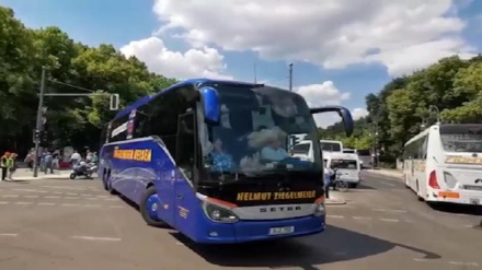 Германия пойтахтида автобус ҳайдовчиларининг норозилиги (видео) 