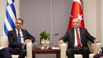 Erdoğan, Yunanistan Başbakanı Miçotakis ile telefonda görüştü