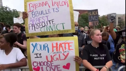 米ルイビルで、人種主義反対デモの参加者が銃撃され死亡
