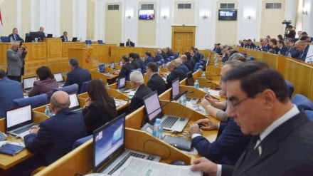 حمایت اعضای مجلس عالی تاجیکستان از جریمه افرادنقض کننده مقررات بهداشتی