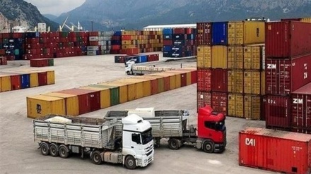 イランの非石油製品の輸出が、石油輸出量を突破