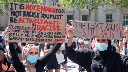 הפגנות בבריטניה במחאה על הרג העצור השחור בארה