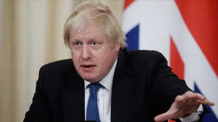 英首相、「反人種差別のデモは暴徒に乗っ取られた」