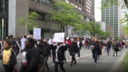 カナダ各地で人種差別への抗議デモ（動画）