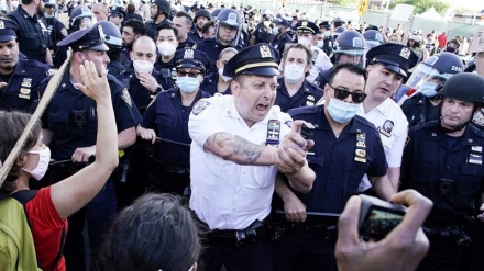 国連が、メディアに対する米警察の暴力に反応