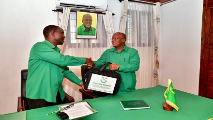 Magufuli achukua fomu Kuwania urais 2020, Hussein Mwinyi naye ajitosa katika kinyang'anyiro Zanzibar