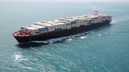 Sexto buque iraní cargado de alimentos llega a aguas venezolanas