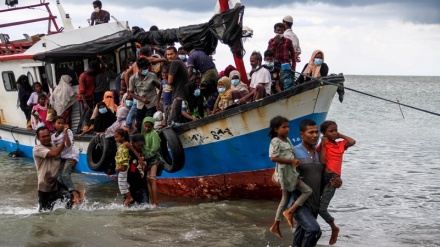 Thousands flee homes as Myanmar army plans ‘clearance operations’