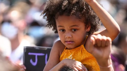 米の黒人新生児数百人死亡は、構造的人種主義の典型例