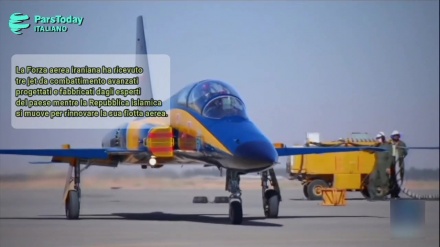 (VIDEO) Consegnati all'aviazione iraniana 3 jet da combattimento Made in Iran