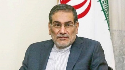 شمخانی خطاب به پمپئو: اعتراف به شکست مقابل ایران، بهتر از لاف‌های احمقانه است