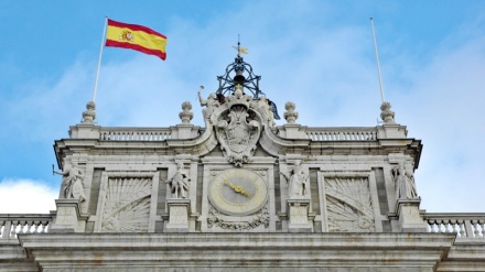 Spagna senza ambasciatore a Londra per diverse settimane