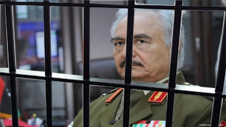 Gazeti la Qatar: Kumefikiwa makubaliano ya kimataifa ya kummaliza Khalifa Haftar wa Libya