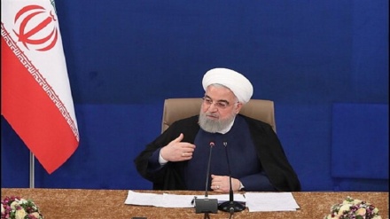 روحانی: عملکرد خوب کادر درمانی و ملت ایران در مبارزه با بیماری کرونا در تاریخ می‌ماند